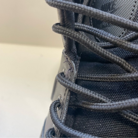 Youth Nike Shoes - Picture 8 of 12